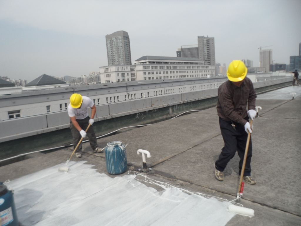 闲着没事发个作品#玻璃钢防腐工程 #施工现场实拍 #抖音热门 - 抖音